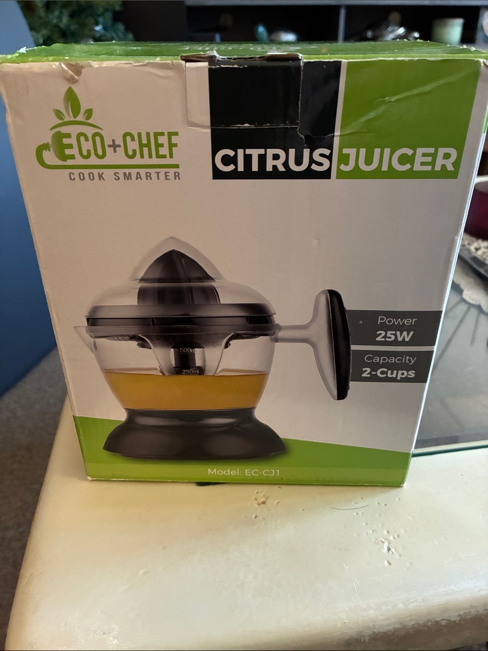Black and Clear Citrus Juicer